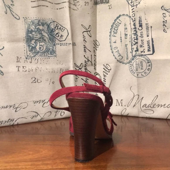 Steve Madden red suede ankle sandal - Picture 3 of 5